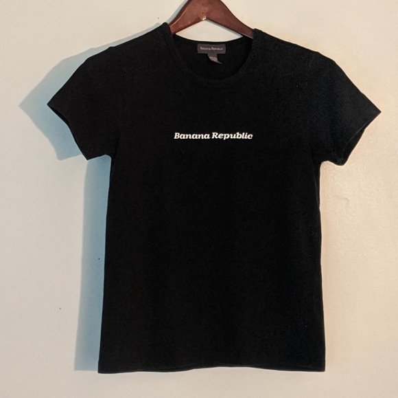 Banana Republic Tops - 90s Banana Republic cotton brand tee small